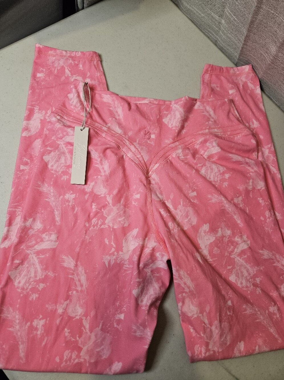2 Pair New BuffBunny Legacy Leggings Fresh & Essential Print Large - Picture 14 of 16